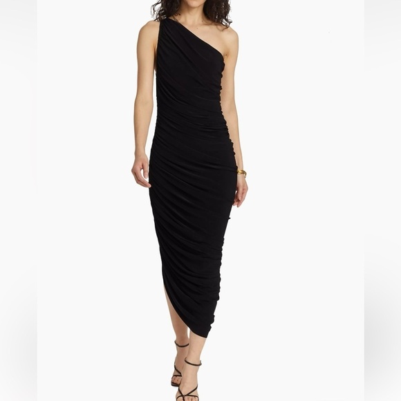 Norma Kamali Dresses & Skirts - NORMA KAMALI Black One Shoulder Ruched Dress